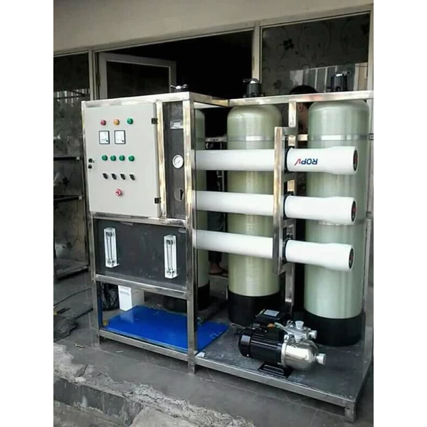 Mesin pengolah air asin menjadi air tawar 15.000 liter per hari
